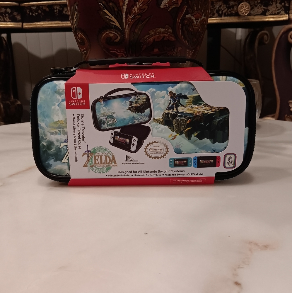 LEGEND OF ZELDA TEARS OF THE KINGDOM NINTENDO SWITCH CARRYING CASE